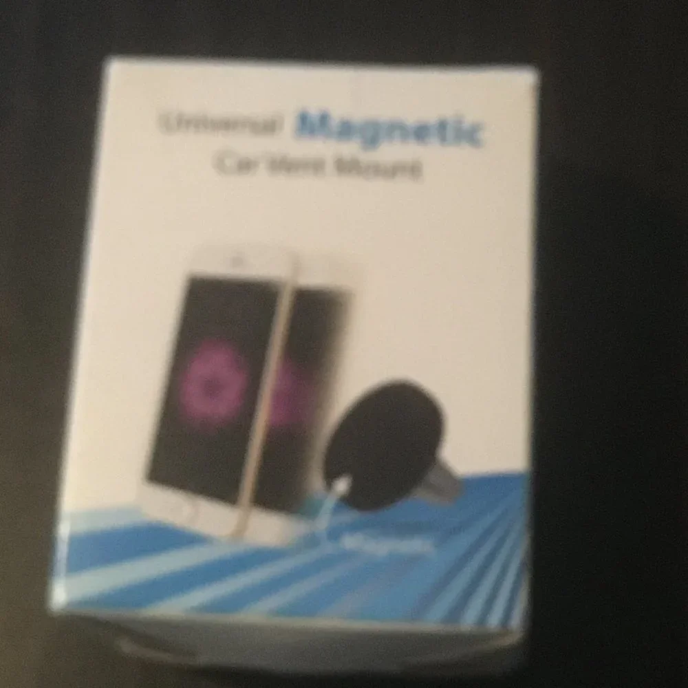 Universal Magnetic Car Vent Mount